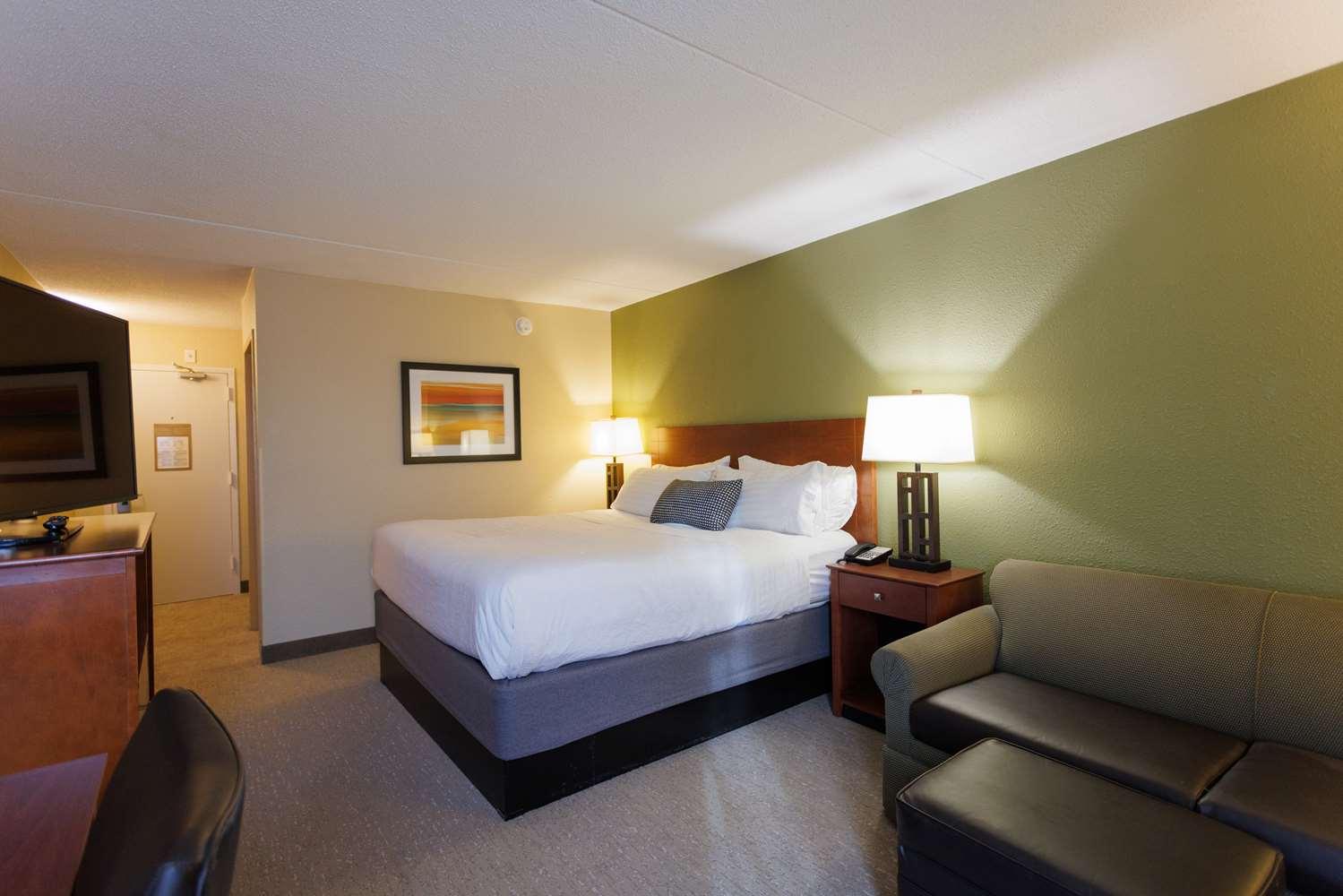 Best Western Fairmont Exterior photo